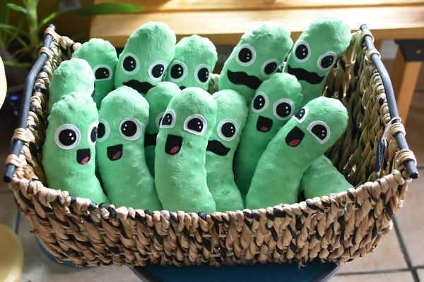 Pickle Pals in a Bunch